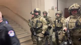 Heavily armed FBI SWAT enter Capitol Hill