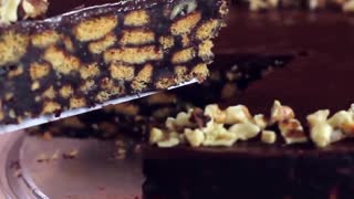 No-Bake Chocolate Biscuit Cake -chocolaty