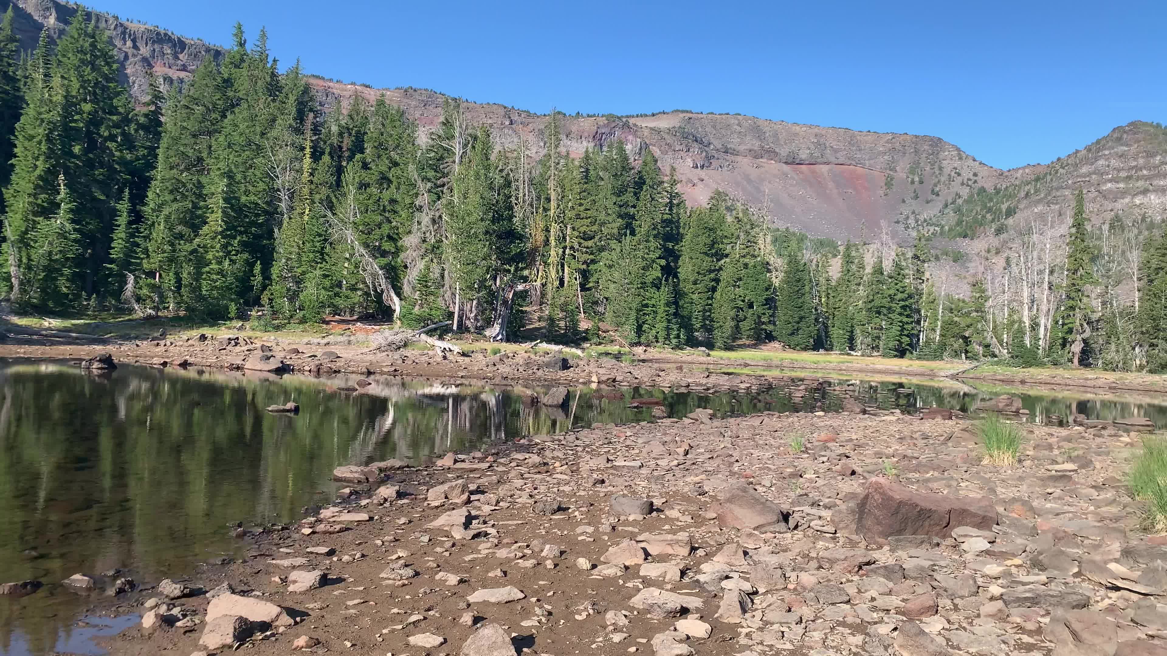 Central Oregon - Little Three Creek Lake - Discovering A Hidden Lake - 4K