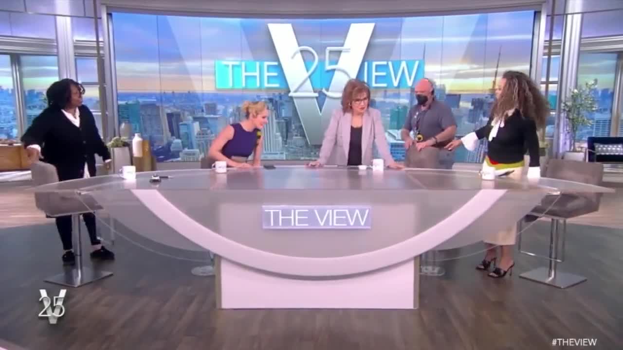 joy-behar-takes-a-hard-fall-on-the-view