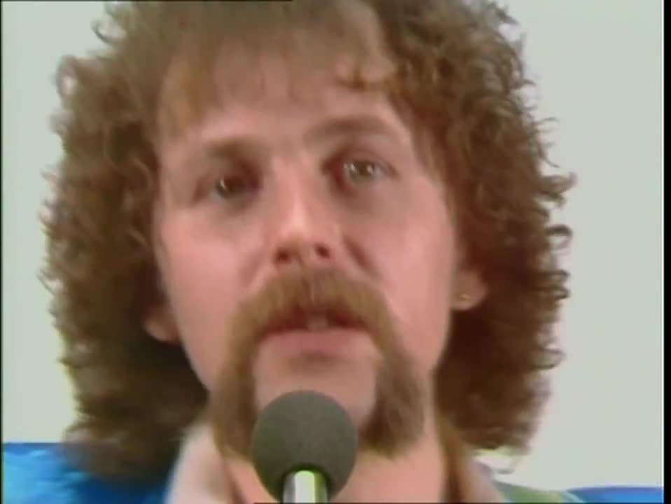 Electric Light Orchestra (ELO) Wishing = Music Video 1979