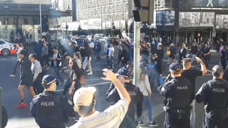 Melbourne, Australia: Lockdown, Vaccine Passport Protests Erupt (7-23-21)