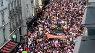 Massive Crowds Protest Vaccine Passports, Mandatory Vaccines in France (7/17/21)