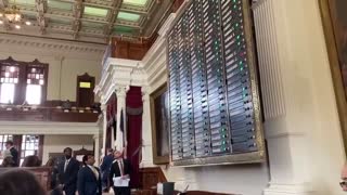 Texas house votes to send law enforcement after dozens of absent democrats