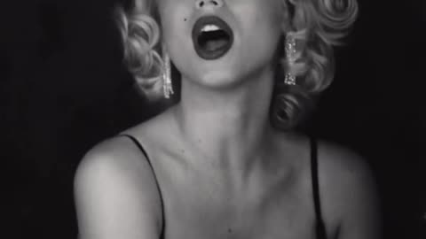 Ana de Armas transforming into Marilyn Monroe for Blonde 💄