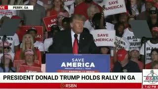 "Build the Wall!" Crowd ERUPTS Into Chant After Trump DESTROYS Biden's Border Crisis