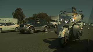 Motorcyclist Messes with Mirror