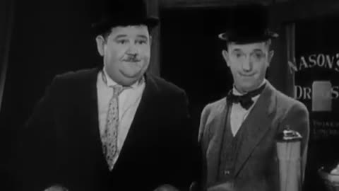 Come Clean - Laurel and Hardy