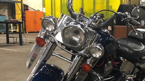 Installing Eagle Gen III 7" LED Headlights with Halos on my Harley Davidson