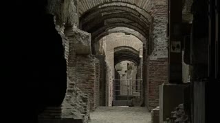 Coliseo muestra sus entrañas en un nuevo recorrido por su subterráneo