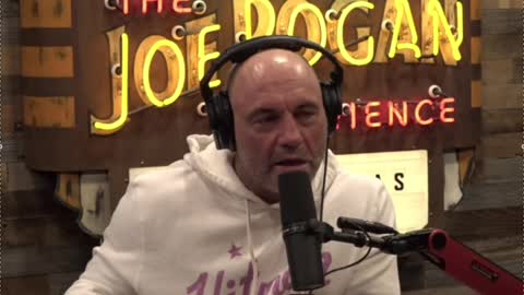 Joe Rogan with Oliver Stone on Why Most Corporate Media is Failing -- With Good Reason