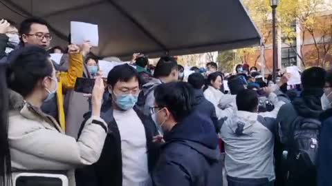Students at Top Chinese University Shout Pro-Freedom Slogans Against the CCP