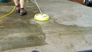 How to clean a driveway
