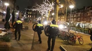 Al menos 184 detenidos en la tercera noche de disturbios en Países Bajos