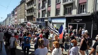 Bret, France Hit The Streets To Protest Macron's Health Apartheid Passports