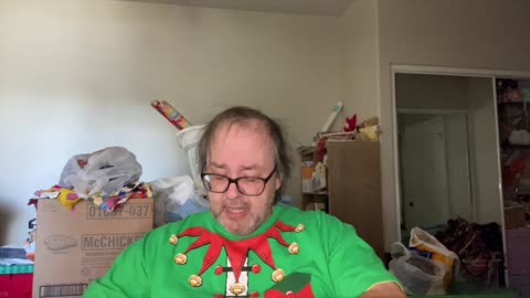 Santa hat balloon tutorial