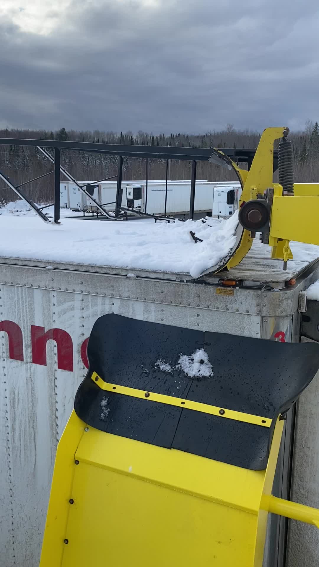 Trailer Roof Snow Removal