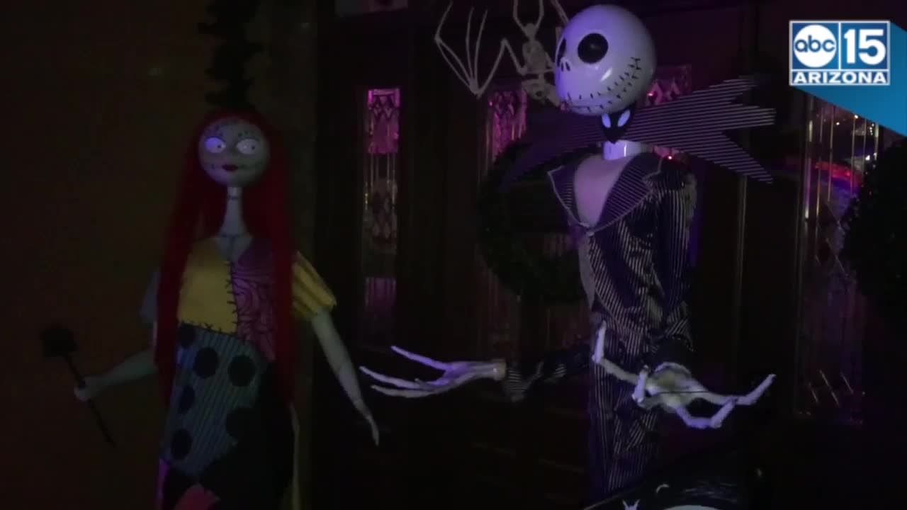 SNOW! Nightmare Before Christmas House now has snow on weekends - ABC15 Digital