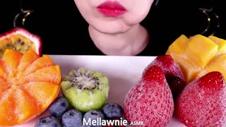 Relaxing eating video