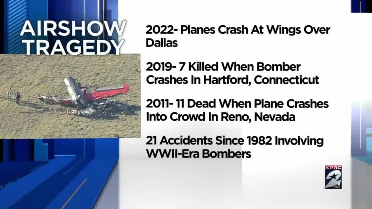 Dallas airshow crash_ What we know about the pilots, aircraft involved