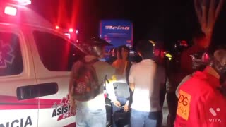 Video: Tres motociclistas murieron tras fuerte accidente en vía de San Gil