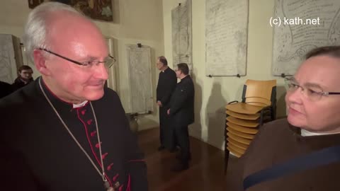Requiem für Benedikt in Rom - kathnet-Interview mit Bischof Voderholzer