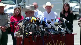 Texas official: police faced 'complex situation' in school attack