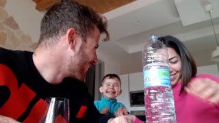 Kiddo Loves Water Magic Trick