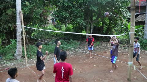 great kids playing volleyball