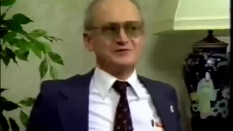 1984: KGB defector Yuri Bezmenov's Warning to America
