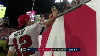 Noah Surprises Tom Brady With His Attendance at the Buccaneers’ Home Game Against the Bears