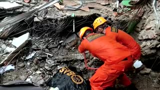 Indonesia busca supervivientes del seísmo que ha dejado al menos 34 muertos