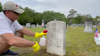 Veteran Honors Military by Restoring Neglected Headstones